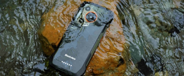 Pancerny smartfon? Blackview BL7000 już w sprzedaży Pancerny smartfon? Blackview BL7000 już w sprzedaży